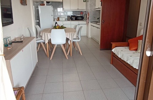 Vale de Centianes Apartment | Apartment 'Mar-Colina-Sol' with Sea View, Beach Access, Terrace & Wi-Fi
