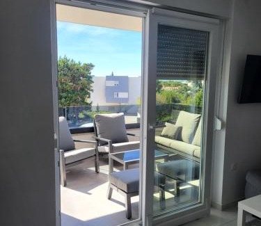 Zrce Apartment | Apartment Mare D with a pool new2025