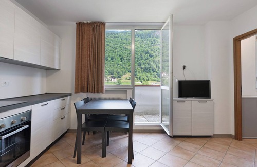 Marilleva 900 Apartment | Apartment 'Marilleva 900 Kristall' with Mountain View, Shared Terrace and Wi-Fi
