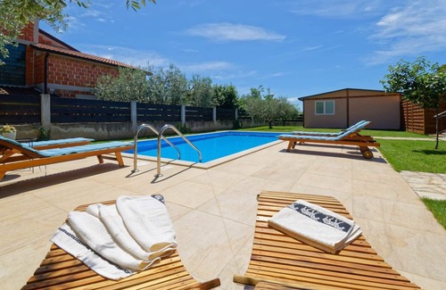 Umag Apartment | Apartment Maritea - Three Bedroom App with Pool