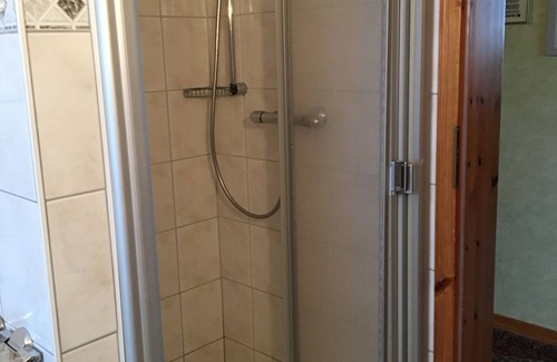 Nordstrand Apartment | Apartment 'Marschblick' with Private Terrace, Shared Garden and Wi-Fi