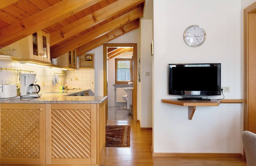Plaus Apartment | Apartment 'Mayr Fünf' with Mountain View, Balcony and Wi-Fi