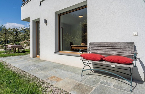 San Pancrazio Apartment | Apartment 'Mayrhof Vergissmeinnicht' with Mountain View, Wi-Fi, Balcony & Garden