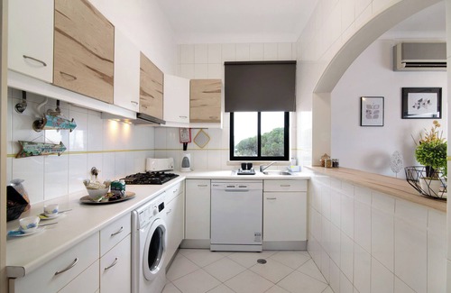 Aldeia das Acoteias Apartment | Apartment 'Medusa' close to the Sea with Balcony & Wi-Fi