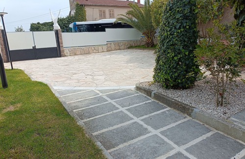 Venticano Apartment | Apartment 'Melograno' with Shared Pool, Wi-Fi and Air Conditioning