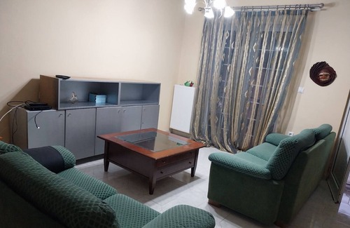 Menidion Apartment | Apartment 'Menidi' with Sea View, Wi-Fi and Air Conditioning