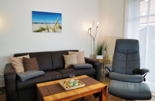 Norddeich Apartment | Apartment Miamaris 5*, exclusive, close to the beach, quiet, WLAN, beach chair, bicycles