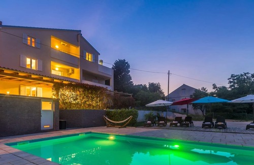 Nerezine Apartment | Apartment MICHELLE with large heated pool 50m2 and sea view
