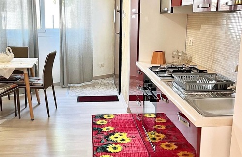Scalea Apartment | Apartment "Minu' House - Gold Room 2" with Shared Garden & Wi-Fi