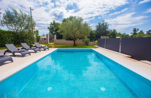 Vosteni Apartment | Apartment Mir with private Pool
