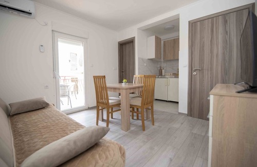 Ravno Apartment | Apartment Miske - One Bedroom Apartment with Balcony