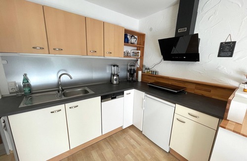Gutach im Breisgau Apartment | Apartment 'Morgensonne' with Private Terrace and Wi-Fi