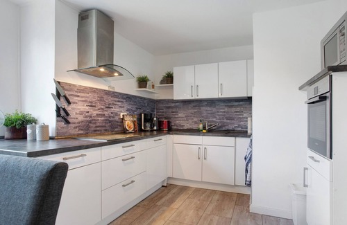 Heppens Apartment | Apartment "Moderne 3 Zimmer Wohnung - Zentral" with Wi-Fi