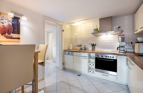 Region Hannover District Apartment | Apartment 'Modernes Am Deister' with Wi-Fi