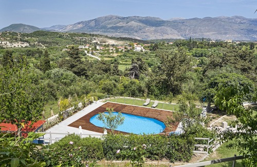 Kalata Apartment | Apartment 'Monte Verde 104' with Sea View, Wi-Fi and Air Conditioning