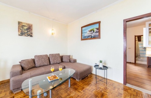 Brist Apartment | Apartment More - 60m from the sea: A1 Citron(2+2) - Brist, Riviera Makarska, Croatia