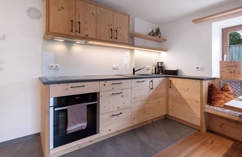 Lasa Apartment | Apartment 'Morgenrot' with Mountain View, Shared Garden and Wi-Fi