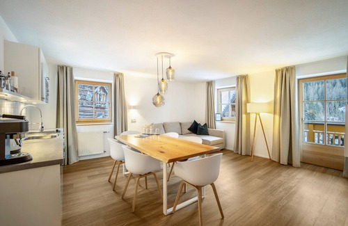 Casere Apartment | Apartment "Mountain Residence Kasern Nr 1" with Mountain View, Garden & Wi-Fi