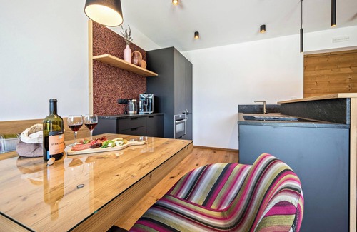 Valles Apartment | Apartment "Mulin Moidl" next to the Skiing Area with Mountain View, Sauna & Garden