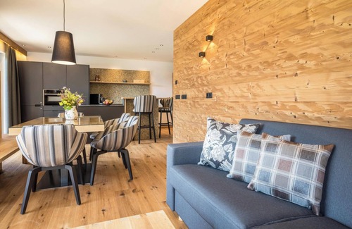 Valles Apartment | Apartment "Mulin Tondl" next to the Skiiing Area with Mountain View, Sauna & Balcony