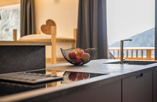 Valles Apartment | Apartment "Mulin Tondl" next to the Skiiing Area with Mountain View, Sauna & Balcony