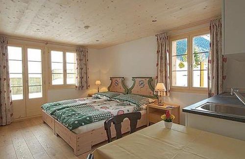 Lauenen Apartment | Apartment Mutthorn by Interhome