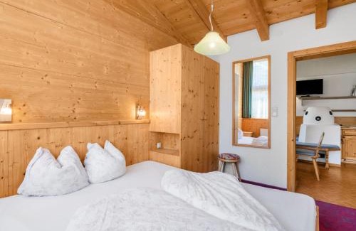 Soelden Apartment | Apartment Nadine-4 by Interhome