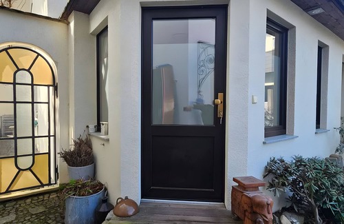 Striesen Apartment | Apartment 'Nahe Blauen Wunder 2' with Shared Terrace, Shared Garden and Wi-Fi