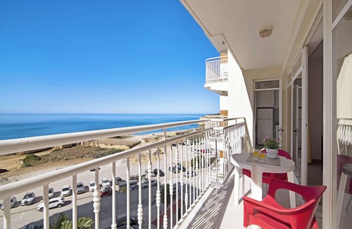 Armacao de Pera Apartment | Apartment Nau Bérrio 5ºD - Vista Mar with A/C, Wi-Fi, Garden & Balcony