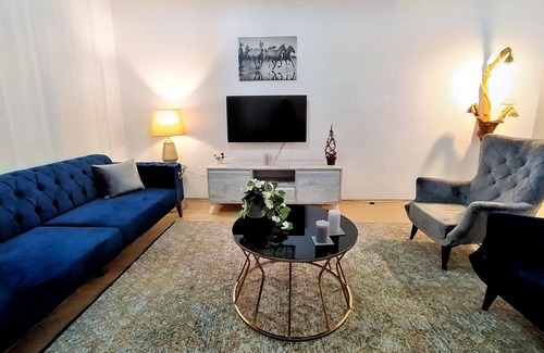 Kaleici Apartment | Apartment near Hadrian’s Gate in Muratpasa