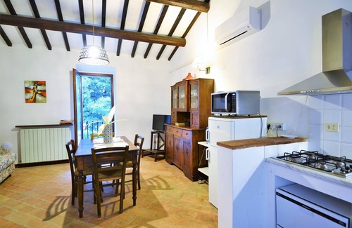Collesanto House | Apartment near Lake Trasimeno and Assisi