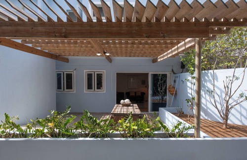 Marie Pampoen Apartment | Apartment near Mambo