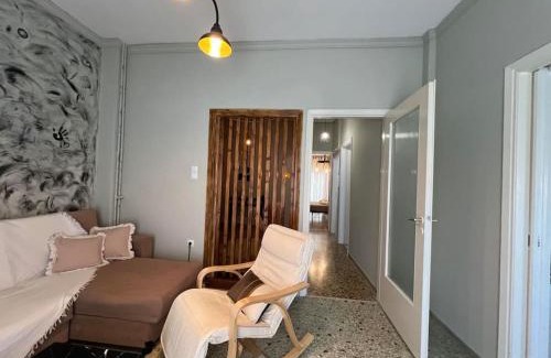 Atalanti Apartment | Apartment near Piraeus’ port