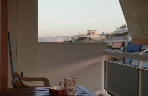 Kallithea Apartment | Apartment near Stavros Niarchos Park & Acropolis