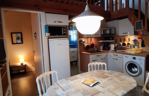 La Remigeasse House | Apartment near the beach, balcony, and free parking