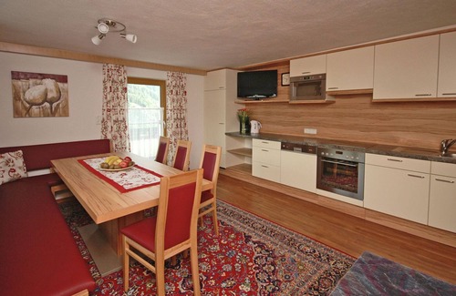Kappl Villa | Apartment near the ski area in Kappl