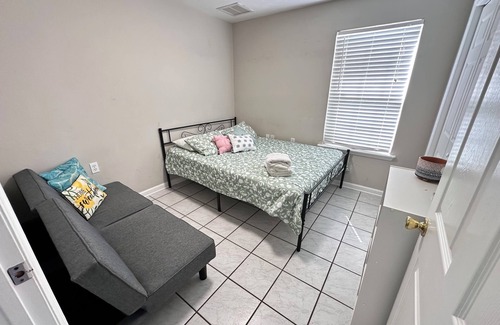 Griffin Heights Condo | Apartment next to FSU. Prime Location in Tallahassee