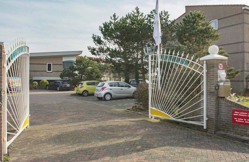 Julianadorp aan zee Apartment | Apartment in Julianadorp near the Beach