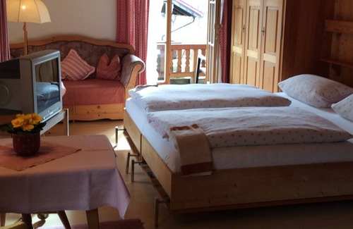 Ettenhausen Apartment | Apartment No. 1 Studio Achental, up to 2 people, 32 sqm,