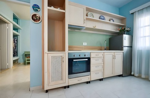 Diafani Apartment | Apartment 'No 1' with Sea View, Wi-Fi and Air Conditioning