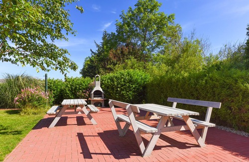 Bensersiel Apartment | Apartment No. 5 in the house relaxation - close to the beach and the North Sea thermal bath