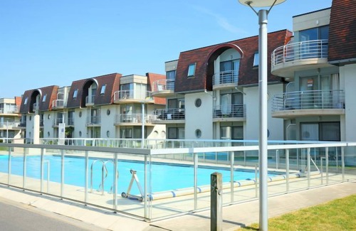 Bredene Apartment | Apartment Oase by Interhome