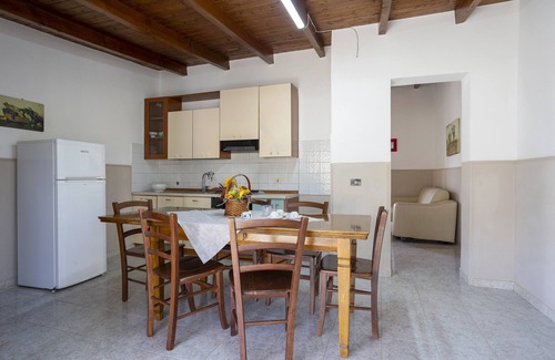 Mazara del Vallo Apartment | Apartment 'Oasi Lamia - 4' with Shared Pool, Wi-Fi and Air Conditioning