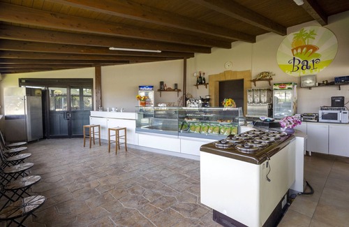 Mazara del Vallo Apartment | Apartment 'Oasi Lamia - 4' with Shared Pool, Wi-Fi and Air Conditioning