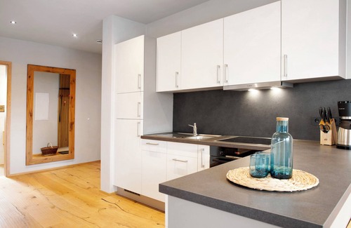 Herbertingen Apartment | Apartment 'Obstgarten' with Private Terrace and Wi-Fi