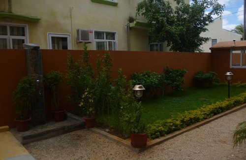 Wolmar Apartment | Apartment of 2 c. a.c with pool in Flic en Flac 5 mins from the public beach