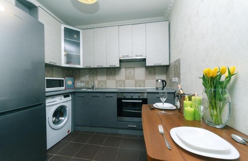 Pozniaky Apartment | Apartment on Dragomanova 2