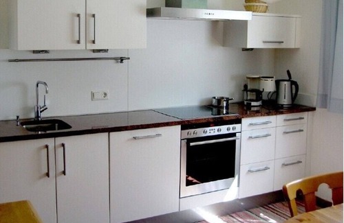 Stumm Apartment | Apartment on the middle floor, large terrace to the south & garden Rudolf Steiner house