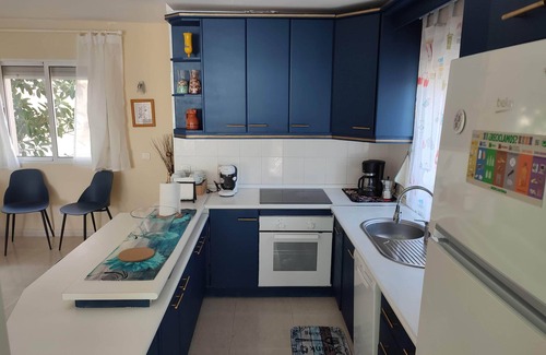 Benalmadena Apartment | Apartment on the semi-private beach, terrace with sea views and WIFI