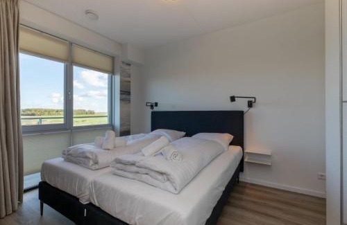 Scherpenisse Apartment | Apartment on Tholen by Oosterschelde Estuary